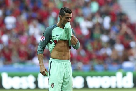 Cristiano+Ronaldo+buik+EPA