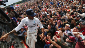 hamilton-lewis-f1-silverstone-british-grand-prix_3741892