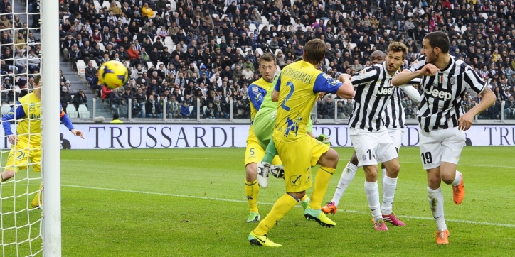 Juve en Napoli winnen