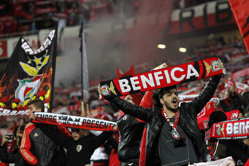 Benfica wint van Sporting