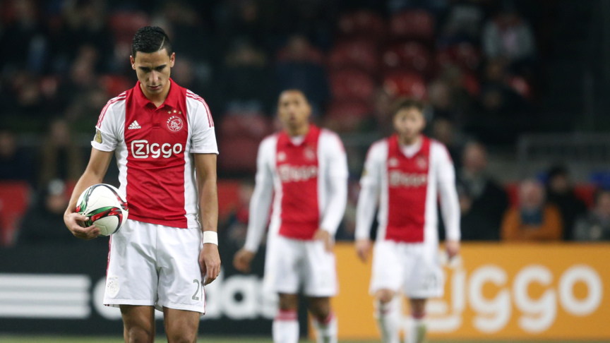 UEFA legt Ajax boete op wegens geblokkeerde trappen