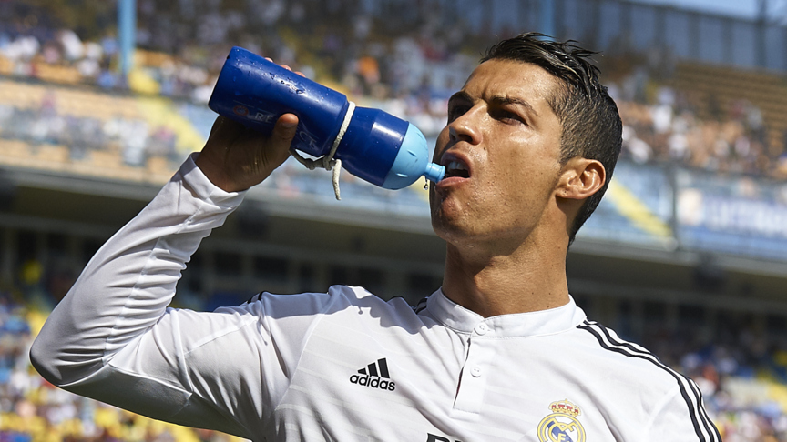 Ronaldo loopt boos weg uit interview