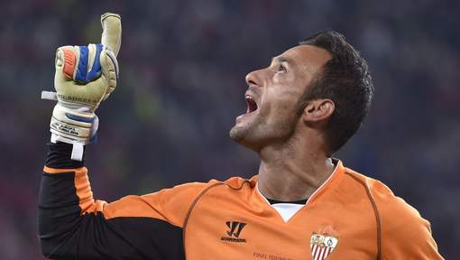 Doelman Beto langer bij Sevilla