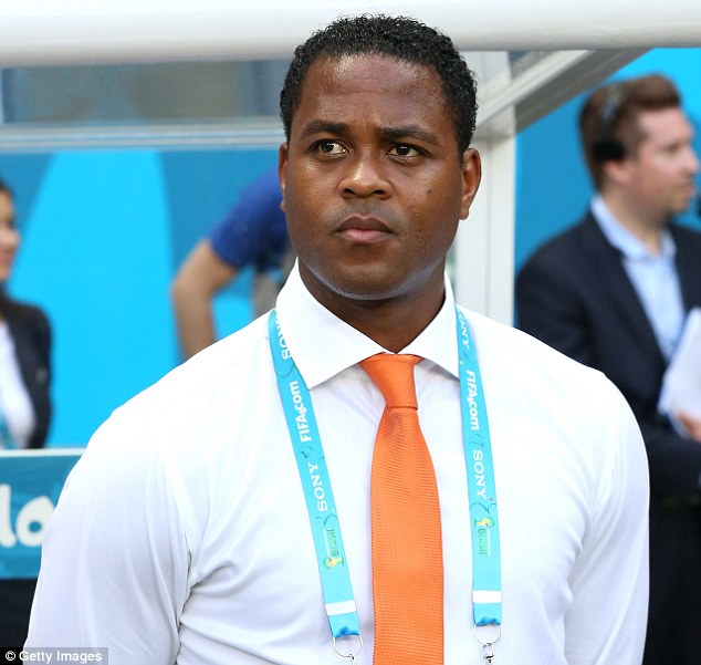 Trainer Kluivert heeft het naar zijn zin