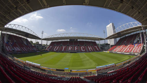 ‘Kort geding tegen KNVB na spreekkoren Utrecht-Ajax’