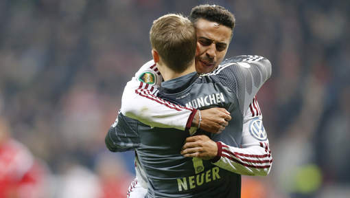 Neuer redt Bayern, derdeklasser stunt in beker