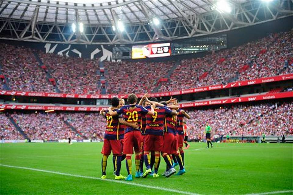 Suarez redt Barça en Messi