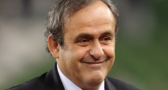 Duitse bond verzoekt Platini snel af te treden bij UEFA