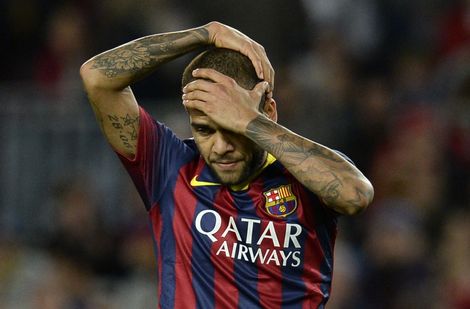 Barça neemt afstand van teksten Dani Alves