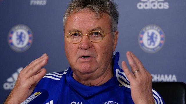 Chelsea is volgens Hiddink nog niet van degradatiezorgen verlost