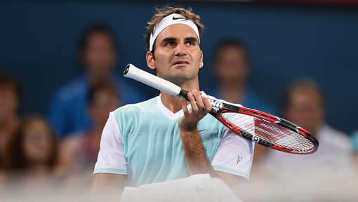 Federer mept Kamke van de baan