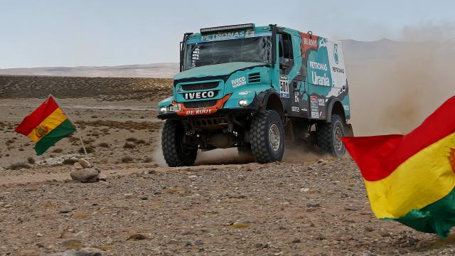 Trucker De Rooy noemt Dakar Rally ‘één groot drama