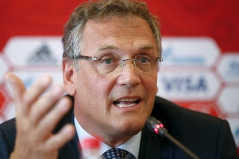 Schorsing FIFA’s Valcke verlengd