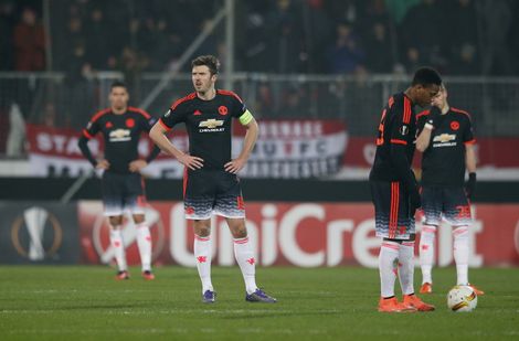 United dieper in de problemen