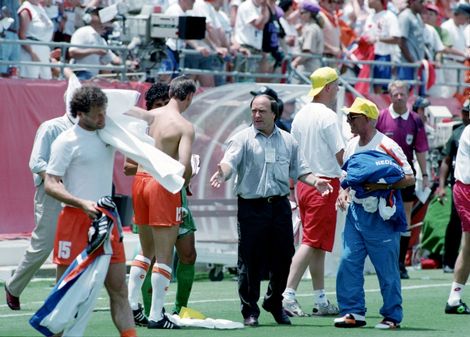 Advocaat terug bij Oranje