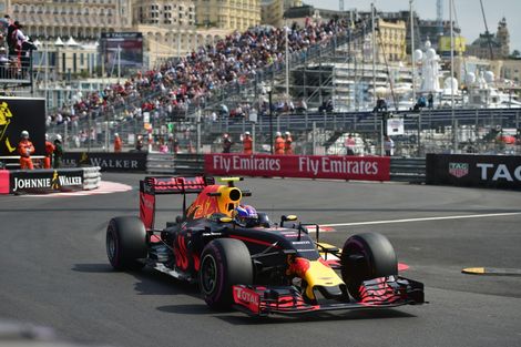 Verstappen opent als 5e in Monaco