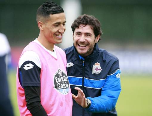 Deportivo la Coruna stuurt trainer laan uit