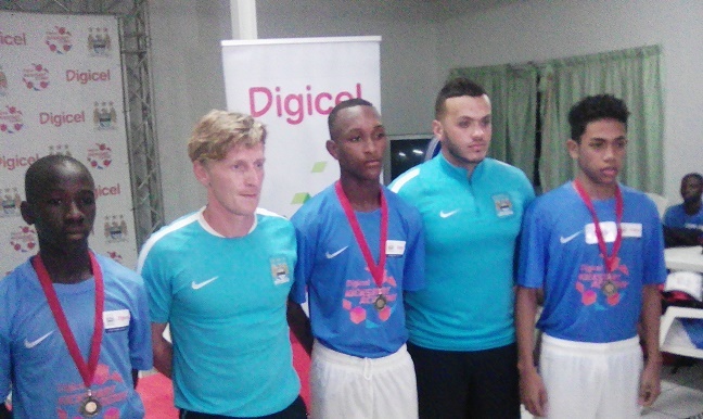 Fernando Hoepel, Jaycee Marsidin en Rosello Vlijter besten in Digicel Kick Start Clinic