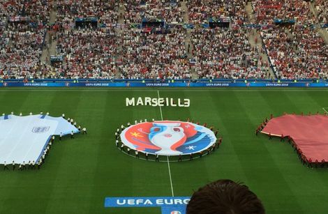 FOTO EK-foutje in Marseille gaat viral