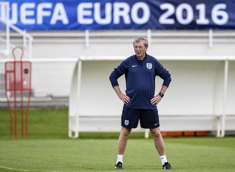 Extra druk voor Engelse bondscoach