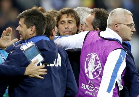 Conte herinnert Italië aan ‘open wond’