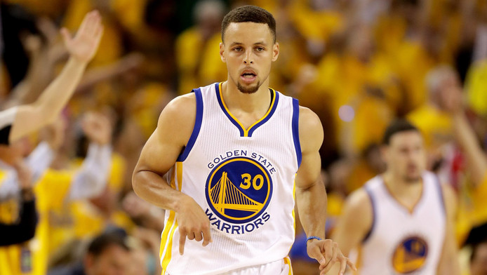 Warriors zeer waarschijnlijk zonder Curry bij start play-offs NBA