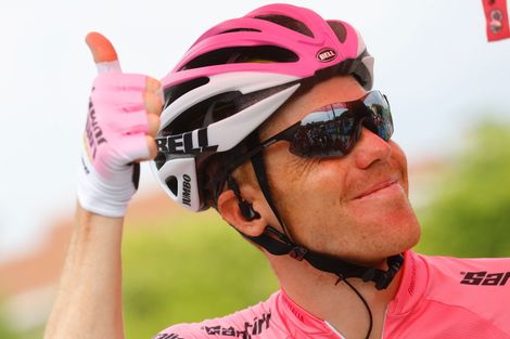 Kruijswijk wint titel wielrenner van de maand