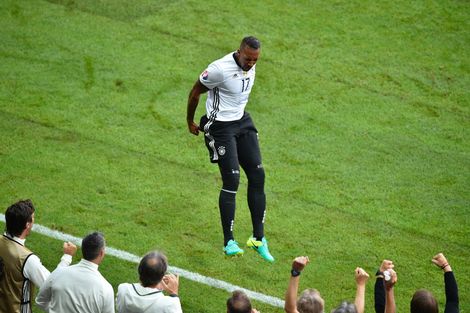 Duitsland moeiteloos naar kwartfinale