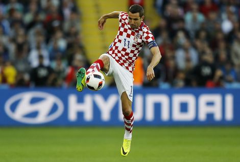 Aanvoerder Srna stopt bij Kroatië