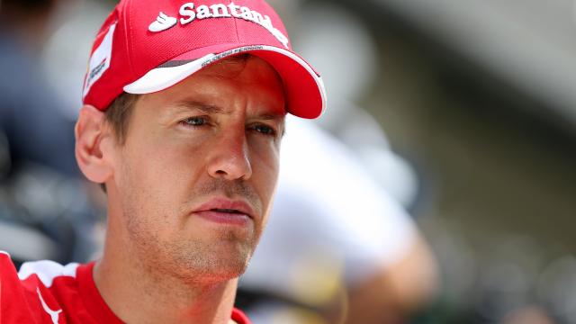 Vettel ziet Ferrari nog steeds de strijd aangaan met Mercedes