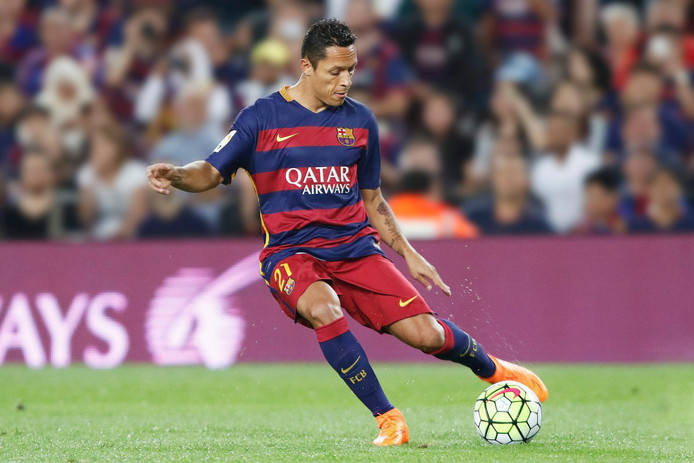 Adriano na zes jaar weg bij FC Barcelona