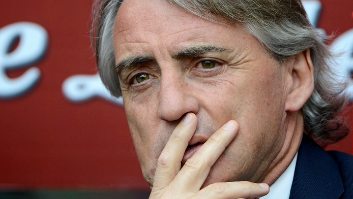 Mancini dreigt met vertrek bij uitblijven aankopen