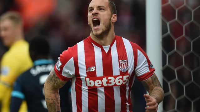 Arnautovic verlengt contract bij Stoke City, Pato tekent bij Villarreal
