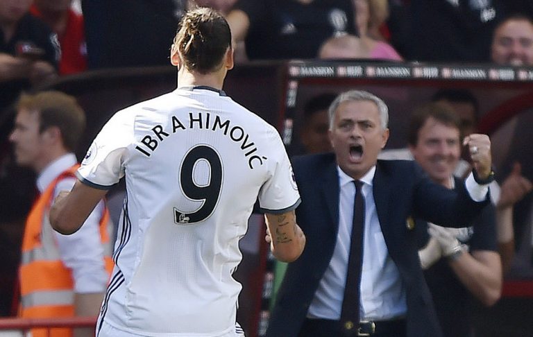 Mourinho starts with United victory
