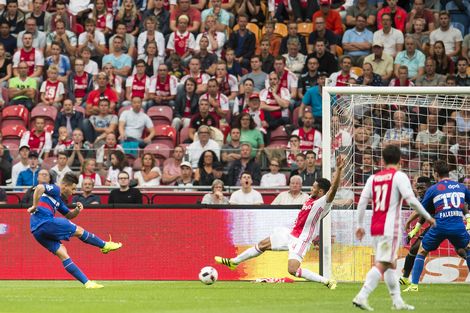 Mokerslag voor Ajax: verlies tegen Willem II