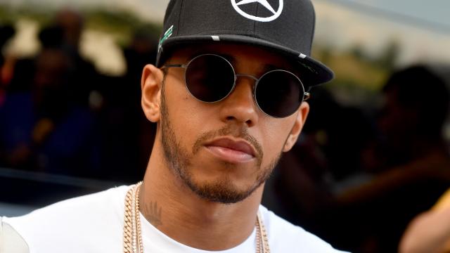 ‘Hamilton verliest zeker tien startplaatsen door gridpenalty in Spa’