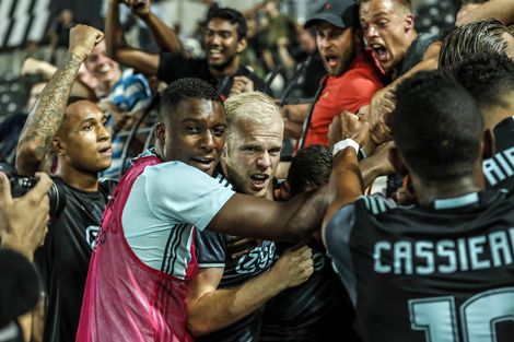 Klaassen houdt Ajax in de race voor de Champions League