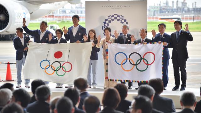 Olympische vlag aangekomen in Tokio