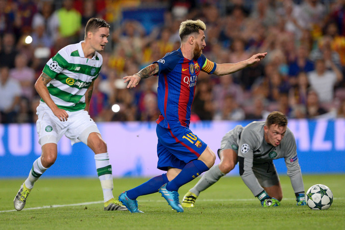 Dorus de Vries beleeft als schietschijf hoogtepunt in Camp Nou