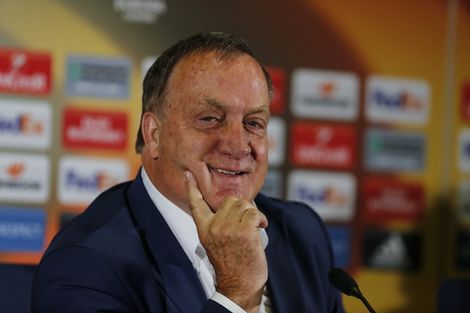 Dick Advocaat verwacht titanenstrijd