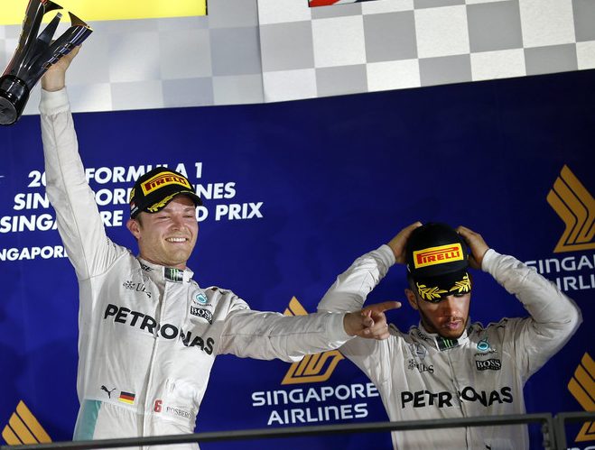 Mercedes verwacht titelstrijd tot laatste Grand Prix