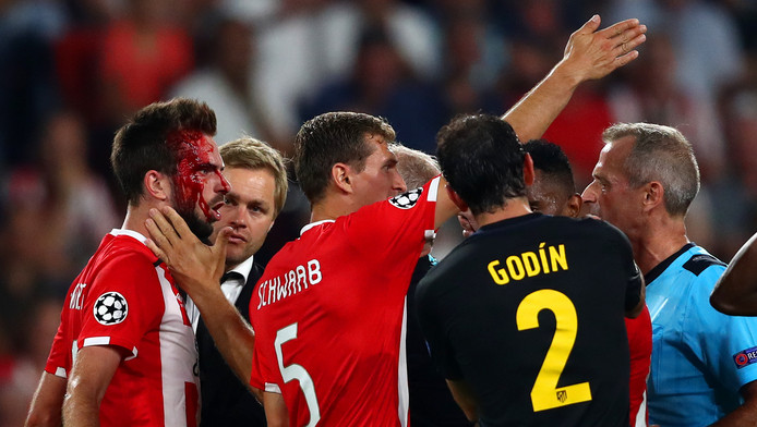 Strijdlustig PSV komt net tekort tegen slim Atlético