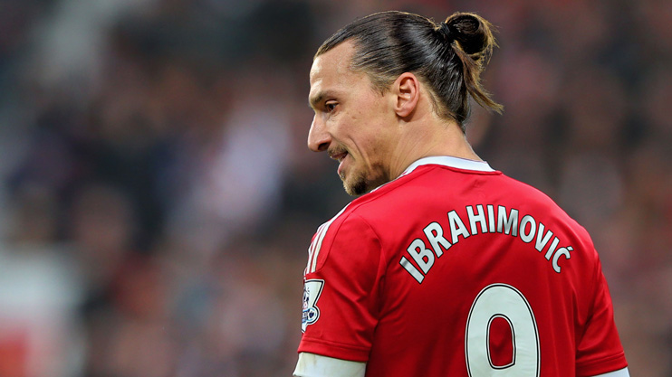 Zlatan daagt keeper van City uit met ludiek pakketje
