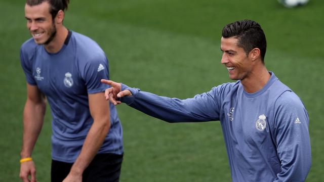 Ronaldo en Bale tegen Villarreal weer beschikbaar voor Real