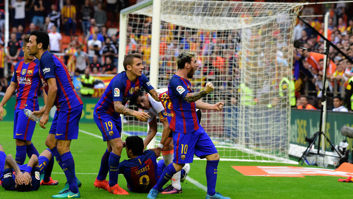 Barça wil competitiebaas aanklagen na incident bij Valencia
