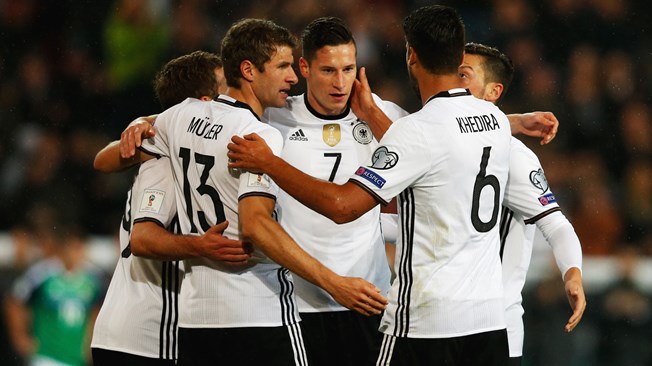 Germany, Brazil climb to close in on Argentina