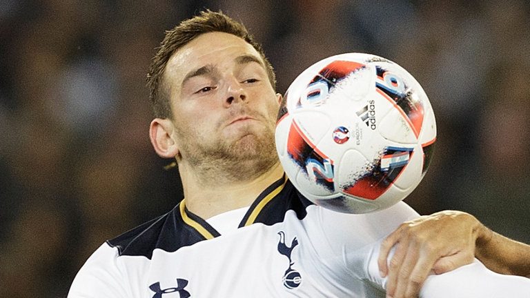 Tottenham raakt slechts de lat, Monaco scoort op de valreep