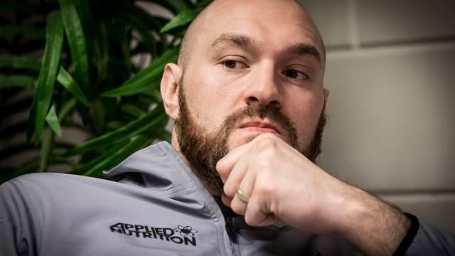 Betrapte Fury staat wereldtitels zwaargewicht af
