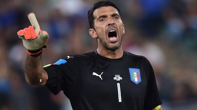 Buffon wil tegen Spanje dezelfde passie en nederigheid zien als op EK