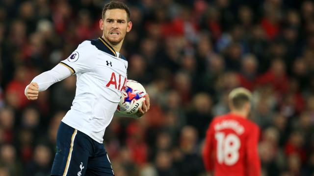 Goal Janssen niet genoeg voor Spurs in League Cup-duel met Liverpool
